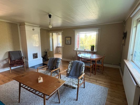 Hus i Karkashult nära sjö och Svenljunga stad - Bild 15