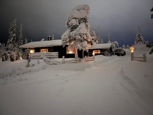 Hyr denna stuga i Sälen på 115 m². 6 sängplatser. 15 680 - 17 920 kr per vecka. Se bilder och tillgänglighet här.