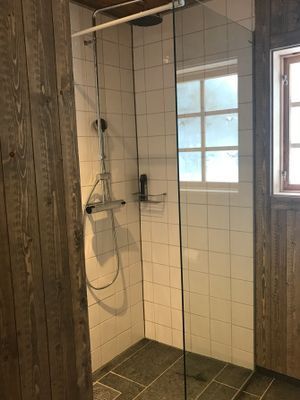 Liftnära timmerstuga m panoramautsikt över fjällen - Bild 18