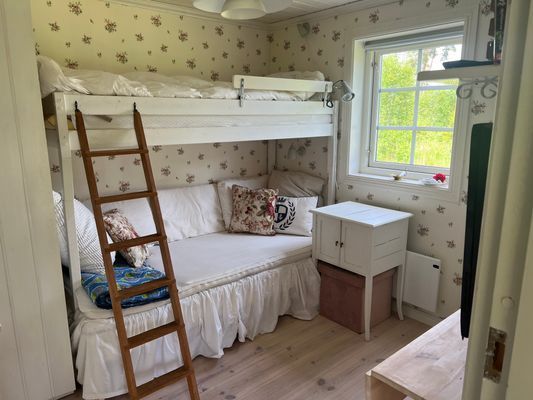 Stuga nära Tofta strand – barnvänligt & med uterum - Bild 16