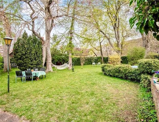 Hyr denna stuga i Visby på 1048 m². 1 sängplatser. Pris ej tillgängligt. Se bilder och tillgänglighet här.