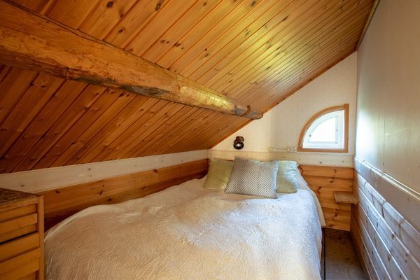 Mysig Stuga med Sjötomt i Roslagen - Bild 23