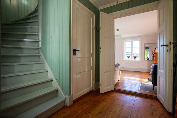 Mysig Stuga med Sjötomt i Roslagen - Bild 29