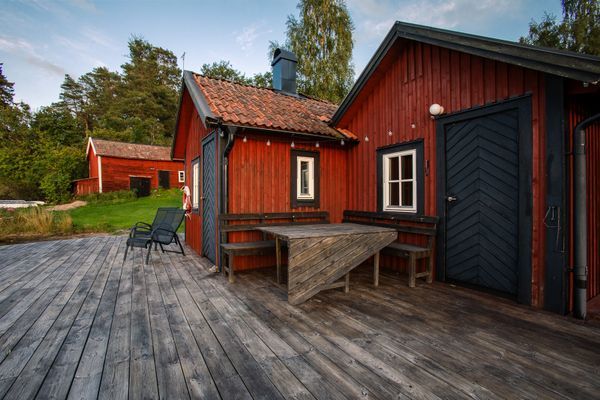 Mysig Stuga med Sjötomt i Roslagen - Bild 34