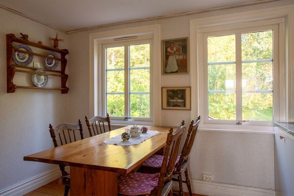 Mysig Stuga med Sjötomt i Roslagen - Bild 35