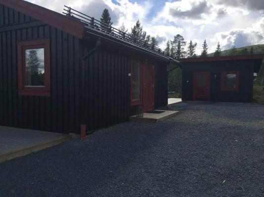 Mysig fjällstuga