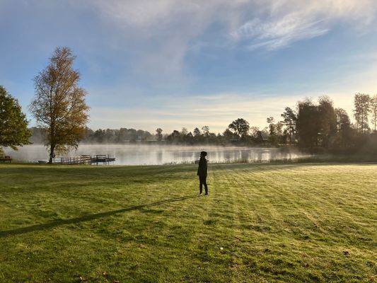 Plats för många i direkt närhet till skog och sjö! - Bild 14