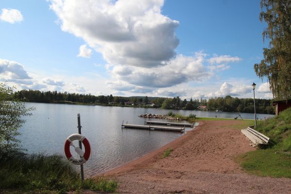Hemtrevligt 1800-tals hus nära sjö och skog. - Bild 20
