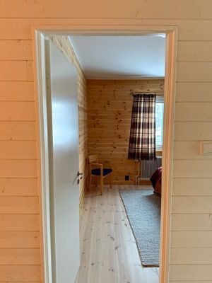 Övrevåning sovrum 1