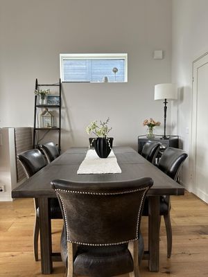 Rymligt parhus i Sadeln i två plan (ski-in/out)