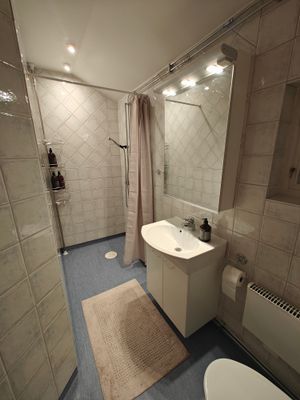 Timmerstuga med utsikt och bastu - Bild 9