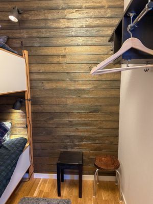 Övrevåning sovrum 2