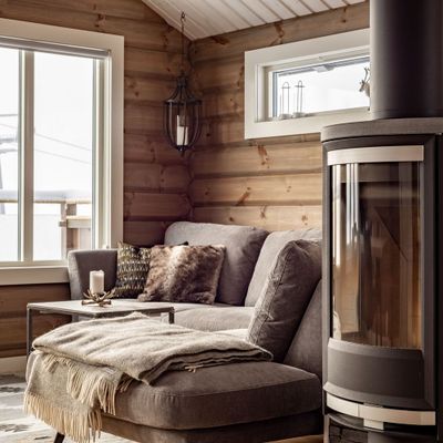 Hyr denna stuga i Åre på 88 m². 9 sängplatser. 12 000 - 35 000 kr per vecka. Se bilder och tillgänglighet här.