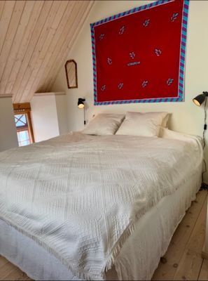 Sovrum1 med dubbelsäng