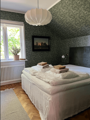 Villa i Visby med lummig trädgård - Bild 12