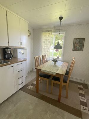 Mysig stuga med sjöutsikt, inkl. båt och brygga - Bild 22