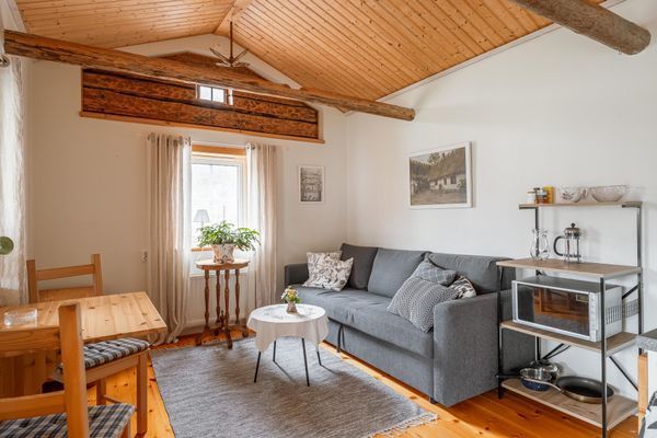 Bild 4 på Vinterbonad stuga nära vatten, natur och golf