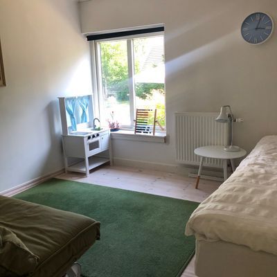 Härligt hus för två-tre familjer nära stranden - Bild 20