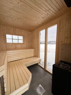 Hus med sjötomt, brygga, sandstrand, max kvällssol - Bild 35