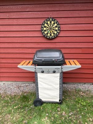 Grill, utespel, solstolar finns att låna