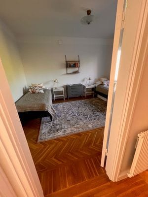 Bild 4 på Nyrenoverad lägenhet innanför murarna