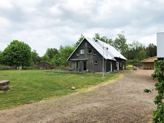 Charmig boende på lantlig gård |SE02059