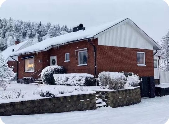 Familjevilla Isaberg skiresort 1km MTB skidor golf