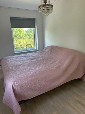 2-plansvilla med pool ett stenkast från bad - Bild 10