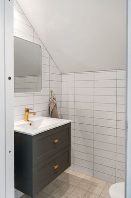 Nyrenoverat hus vid Marholmen - Bild 21