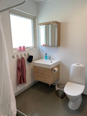 Semesterhus med uppvärmd pool i Köpingsvik 💦 - Bild 19