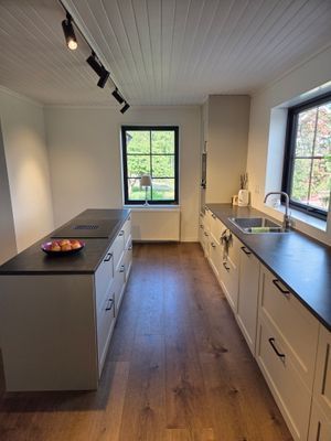 Nyrenoverat hus vid Marholmen - Bild 9