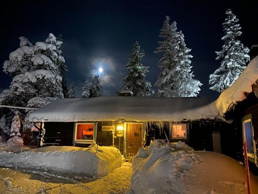 Nyår i prisvärd mysig gammeldags stuga - Bild 14