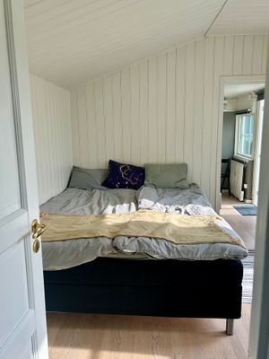 Dubbelsäng gästhuset.