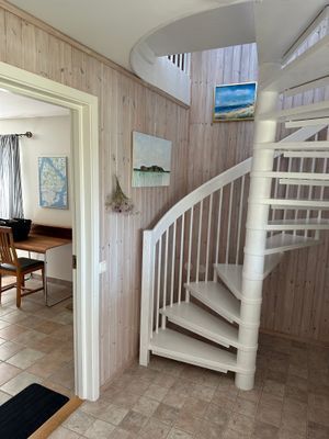 Hus på Lyrön med tillhörande sjöbod/brygga - Bild 11