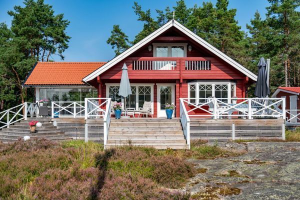 Unikt läge på klipphällar vid havet - Gräsö
