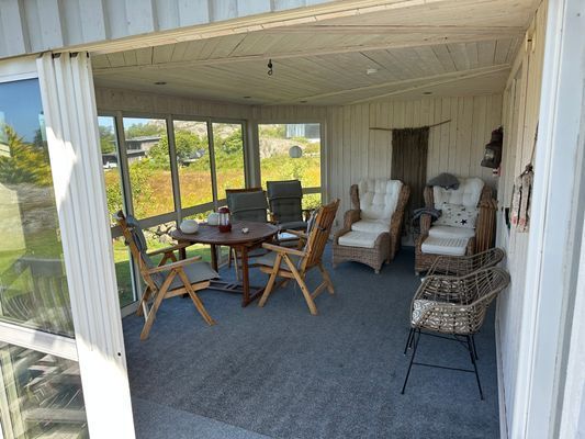 Hus på Lyrön med tillhörande sjöbod/brygga - Bild 14