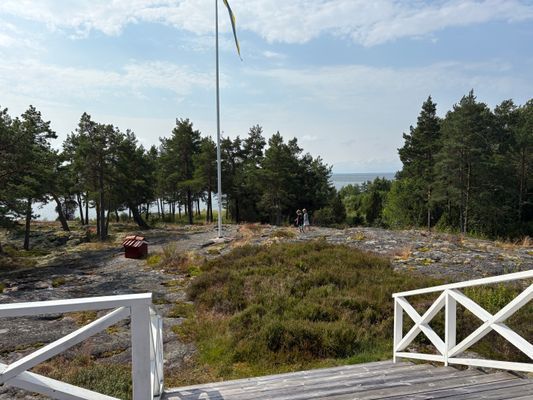 Unikt läge på klipphällar vid havet - Gräsö - Bild 9