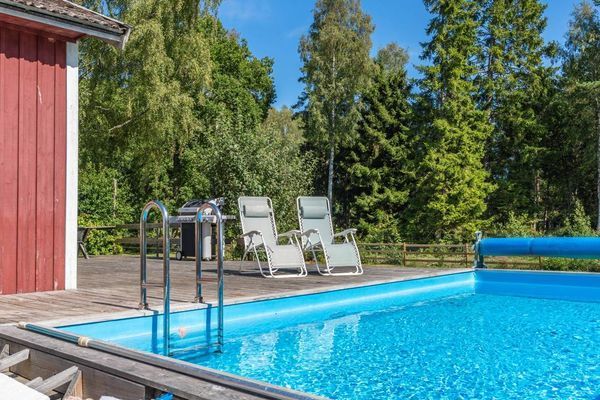 Fint hus med pool - Bild 7