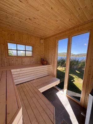 Hus med sjötomt, brygga, sandstrand, max kvällssol - Bild 25
