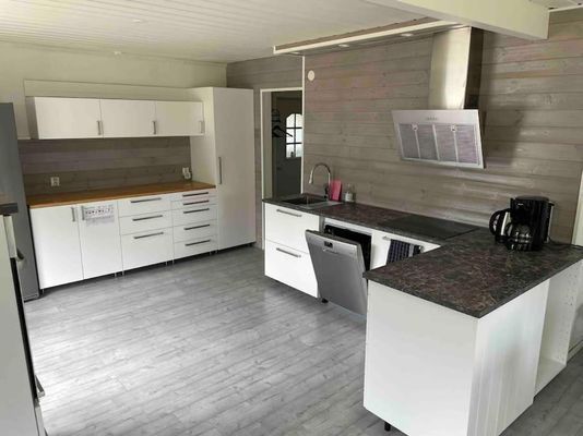 150 m till badsjö och 2,5 km till Isabergtoppen - Bild 23