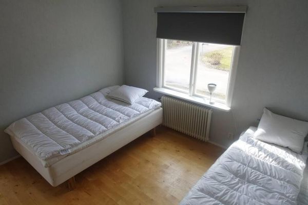 150 m till badsjö och 2,5 km till Isabergtoppen - Bild 16