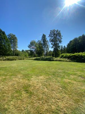 Hyr denna stuga i Eksjö på 150 m². 8 sängplatser. 8 400 - 16 800 kr per vecka. Se bilder och tillgänglighet här.