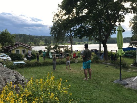 Sommaridyll på egen sjöudde - Bild 18