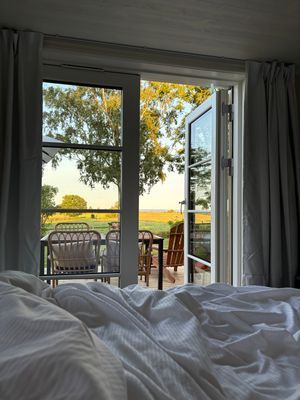 Utsikt från dubbelsängen i öster
