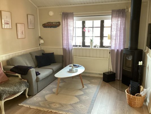 Stuga på Sollerön med nära till Gesundaberget - Bild 8