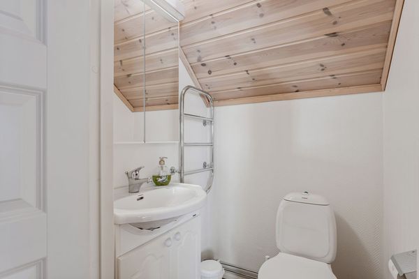 Stort hus nära Kungsberget, 5 sovrum - Bild 18