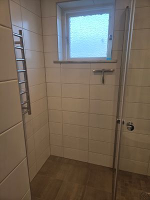 Nyrenoverad bostad i slottsmiljö - Bild 10