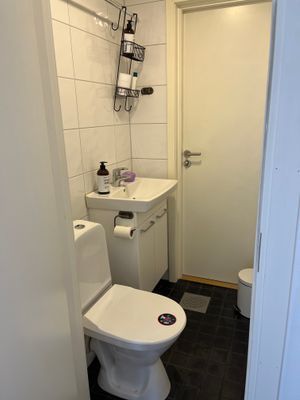 Liten mysig sjönära stuga - Bild 10