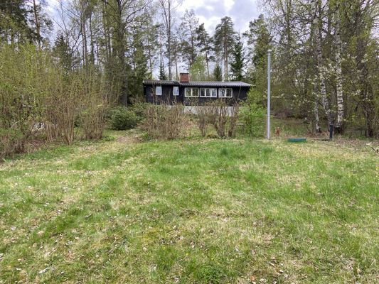 Naturskön stuga vid sjö i Sörmland - Bild 16