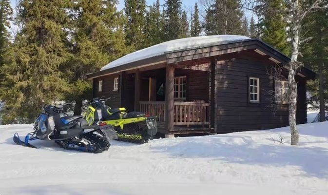 Hyr denna stuga i Ljungdalen på 55 m². 4-5 sängplatser. 6 500 - 8 500 kr per vecka. Se bilder och tillgänglighet här.